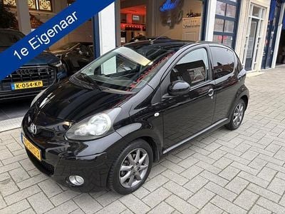 Occasion Toyota Aygo 68 PK (50 kW) 2011 Zwart Hatchback