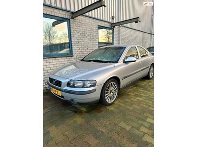 Grijs Occasion 2002 Volvo S60 Sedan | € 2.950 (Iets duurder)
