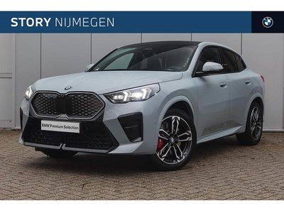 Grijs Occasion 2025 BMW iX2 Executive SUV | € 61.756