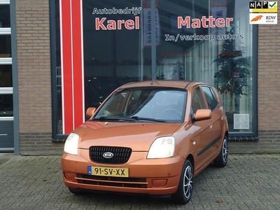 Oranje (metallic) Occasion 2006 Kia Picanto Hatchback | € 1.750 (Eerlijke prijs)