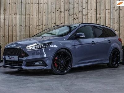 Occasion Ford Focus ST 250 PK (183 kW) 2016 Grijs Stationwagen