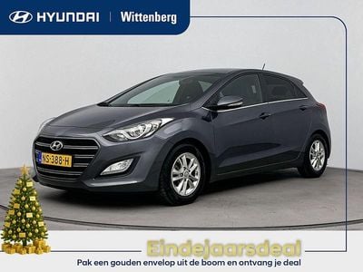 Grijs Gebruikt 2017 Hyundai i30 GO! Hatchback | € 12.900 (Eerlijke prijs)
