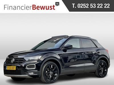 Zwart Gebruikt 2022 VW T-Roc Black Edition SUV | € 15.950