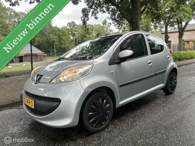 Grijs Gebruikt 2007 Peugeot 107 Hatchback | € 1.775 (Eerlijke prijs)