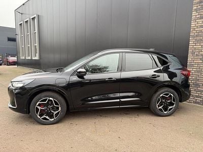 Zwart Nieuw 2025 Ford Kuga ST-Line X SUV | € 42.800 (Goede deal)