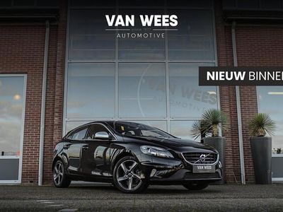 Occasion Volvo V40 R-Design 122 PK (89 kW) 2016 Zwart Hatchback