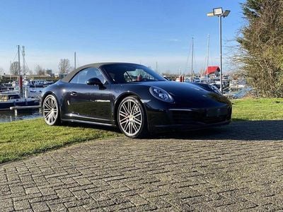 Porsche 911 Carrera 4S Cabriolet