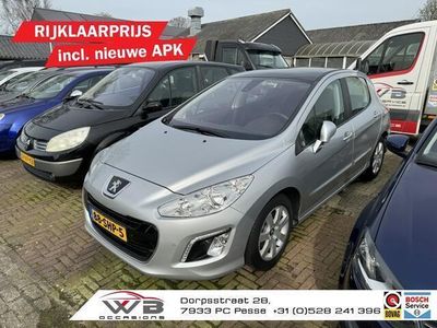 tweedehands Peugeot 308 1.6 VTi Première Navigatie I Parkeersensoren I Panoramadak