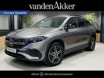 tweedehands Mercedes EQA250 AMG // Nightpakket // Keyless-Go // Apple CarPlay // Elektrische Achterklep // Sfeerverlichting // Achteruitrijcamera met Parktronic // 18" Velgen