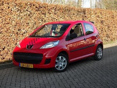 Occasion Peugeot 107 68 PK (50 kW) 2010 Rood Hatchback