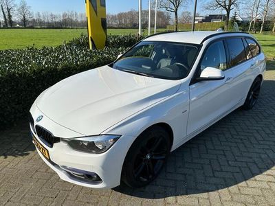 tweedehands BMW 318 Touring i Aut8 Sport Keyless/Leder/Navi