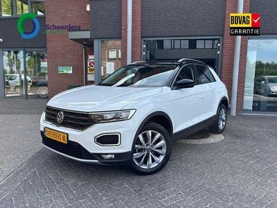 Wit Gebruikt 2021 VW T-Roc Style SUV | € 26.450 (Goede deal)