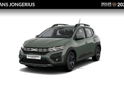 Cedar green (groen mica) Nieuw 2025 Dacia Sandero Expression Hatchback | € 24.850 (Eerlijke prijs)