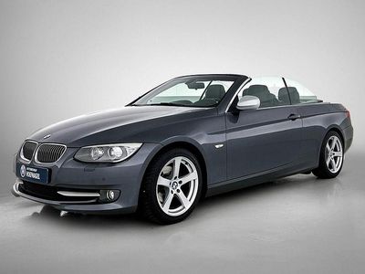 Grijs (metallic) Occasion 2013 BMW 320 Cabriolet Executive Cabriolet | € 17.945
