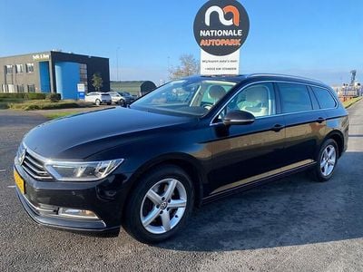 Zwart Gebruikt 2018 VW Passat Highline Stationwagen | € 10.750 (Eerlijke prijs)