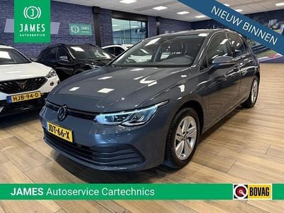 Grijs Gebruikt 2024 VW Golf VIII Business Hatchback | € 25.950 (Goede deal)