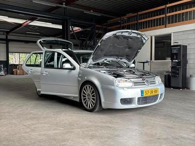 Zilver Gebruikt 2002 VW Golf IV Highline Hatchback | € 8.000