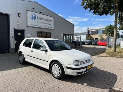 VW Golf IV