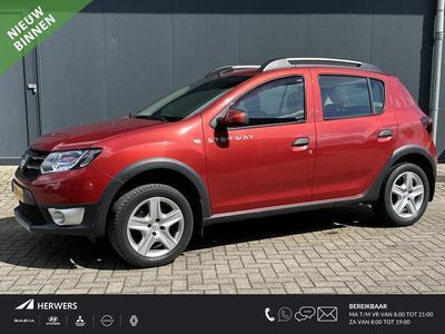 tweedehands Dacia Sandero 0.9 TCe Stepway Lauréate / Navigatie / Bluetooth /