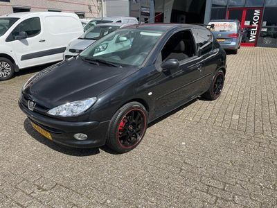 tweedehands Peugeot 206 1.4 Air-line leuke sportiefe auto