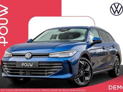 Blauw Gebruikt 2025 VW Passat Business Stationwagen | € 45.900