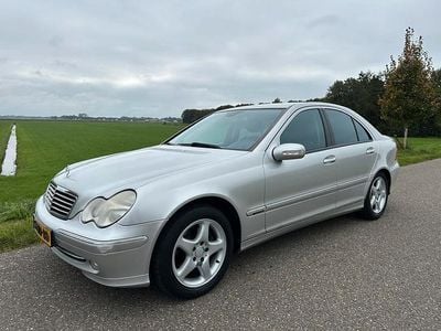 Mercedes C200