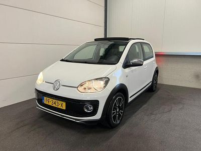 tweedehands VW cross up! UP! 1.0 high up! BlueMotionCruise, Pano, Navi, Stoelverw, Airco