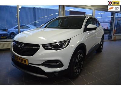 Wit Occasion 2018 Opel Grandland X Innovation SUV | € 13.950 (Eerlijke prijs)