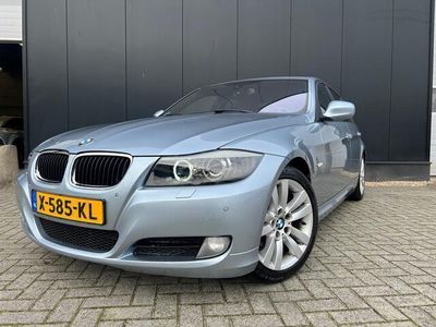 tweedehands BMW 318 3-SERIE i Leder/17'Lmv/Xenon/Stlverw/Zeer Mooi