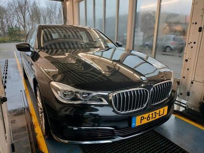 Gebruikt 2017 BMW 750 Sedan | € 28.950