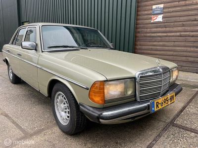 Mercedes 280