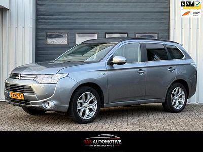 Occasion Mitsubishi Outlander P-HEV Instyle 2014 Grijs (metallic) SUV