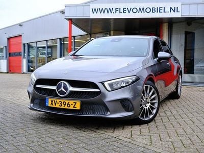 Grijs Gebruikt 2019 Mercedes A180 Business Hatchback | € 19.450 (Eerlijke prijs)