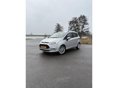 Occasion Ford B-MAX Titanium 101 PK (74 kW) 2017 Grijs (metallic) MPV