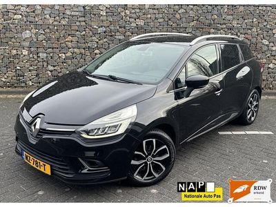 Zwart Gebruikt 2017 Renault Clio GrandTour Stationwagen | € 7.995 (Eerlijke prijs)