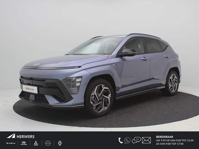 Meta blue Nieuw 2025 Hyundai Kona SUV | € 39.590 (Iets duurder)