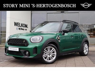 British racing green (groen metallic) Occasion 2023 Mini Cooper S Countryman Classic SUV | € 37.950 (Eerlijke prijs)