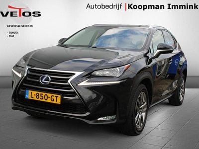 Zwart Occasion 2017 Lexus NX300h Luxury Line SUV | € 27.950 (Iets duurder)