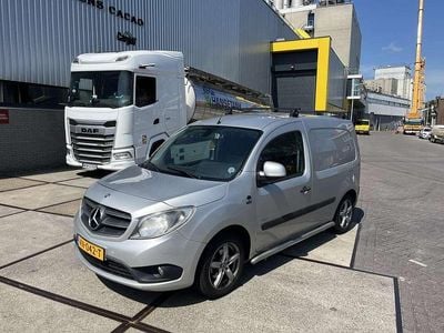 Mercedes Citan 109