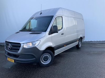 Zilver Occasion 2022 Mercedes Sprinter Van | € 37.950 (Eerlijke prijs)