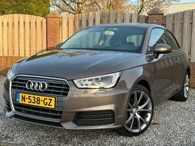 Bruin (metallic) Gebruikt 2017 Audi A1 S-Line Hatchback | € 10.895 (Goede deal)