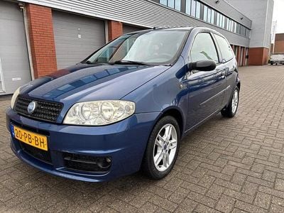 Occasion Fiat Punto Dynamic 80 PK (58 kW) 2004 Blauw Hatchback