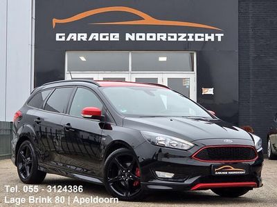 Zwart Occasion 2018 Ford Focus ST-Line Stationwagen | € 11.495 (Goede deal)