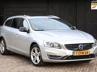 Grijs Gebruikt 2015 Volvo V60 Summum Stationwagen | € 5.950 (Goede deal)