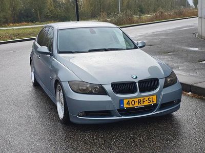 BMW 325