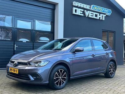 Grijs Gebruikt 2023 VW Polo Hatchback | € 18.750 (Goede deal)