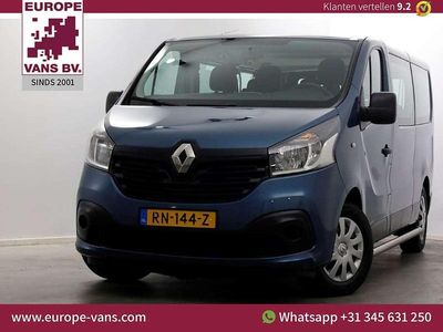 Blauw Gebruikt 2018 Renault Trafic Authentique MPV | € 16.950