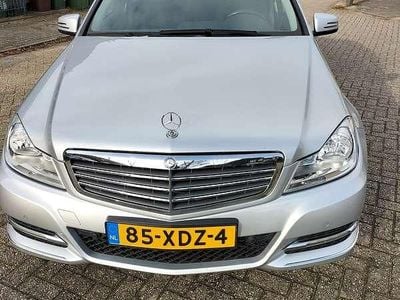 Zilver Gebruikt 2011 Mercedes C180 Elegance Sedan | € 8.950 (Eerlijke prijs)