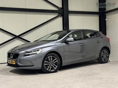 Grijs Gebruikt 2017 Volvo V40 Hatchback | € 14.940 (Goede deal)