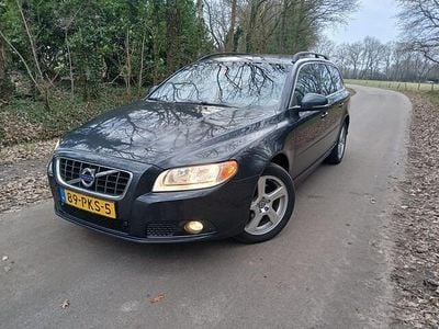 Grijs Occasion 2011 Volvo V70 Momentum Stationwagen | € 6.999